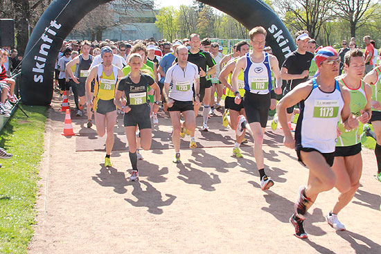 Start 10 km Lauf 2011 (Foto: MartiN Schmitz)